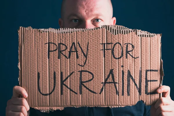 Людина Тримає Молитву Україну Символ Підтримки Допомоги Війни Україні — стокове фото