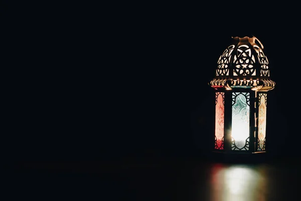 Ramadan Kareem Háttere Díszes Arab Lámpás Világít Éjszaka — Stock Fotó