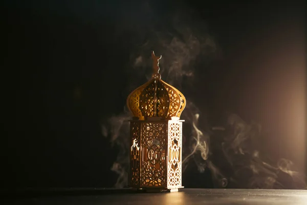 Рамадан Карім Фону Орнаментальний Арабський Ліхтар Світиться Вночі — стокове фото