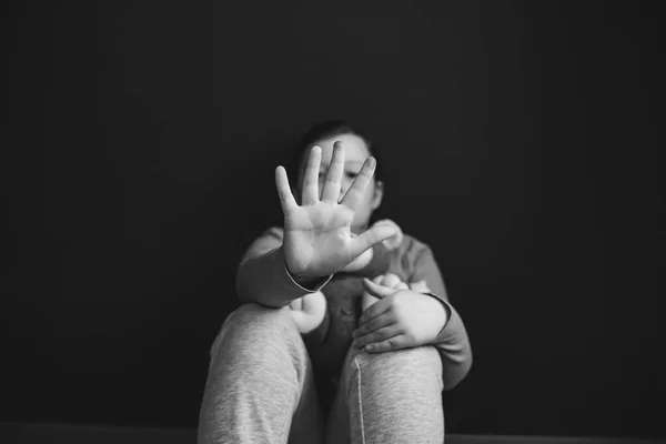 Child Violence Abused Concept Little Girl Sitting Dark Room Showing — Stock Photo, Image