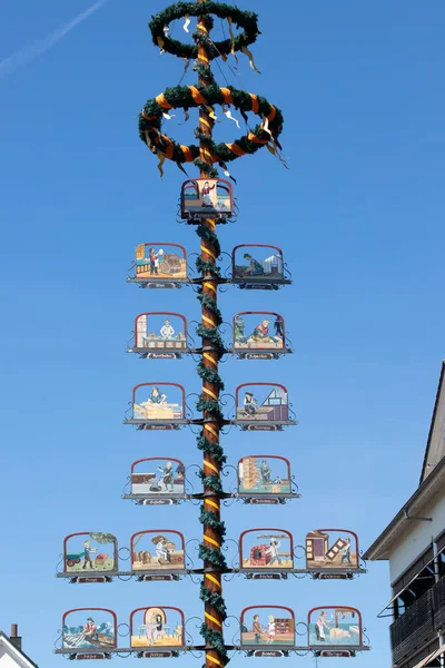 德国巴伐利亚 欧洲兰热纳尔根老城的历史五朔节 — 图库照片