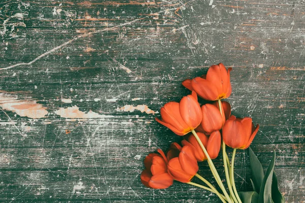 Tulpen Houten Achtergrond Met Ruimte Voor Bericht Moederdag Achtergrond Bovenaanzicht — Stockfoto