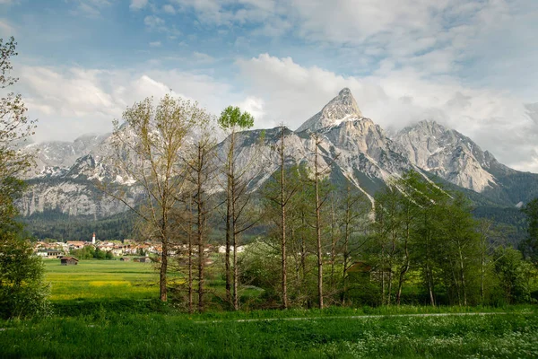 Najwyższa Góra Niemiec Zugspitze Jej Grzbiet Północne Alpy Wapienne — Zdjęcie stockowe
