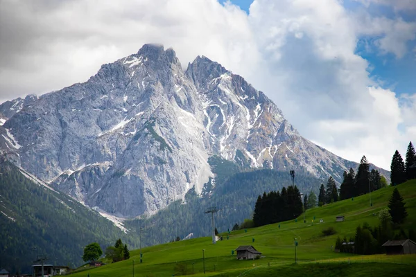 Самая Высокая Гора Германии Цугшпитце Хребет Северные Известняковые Альпы — стоковое фото