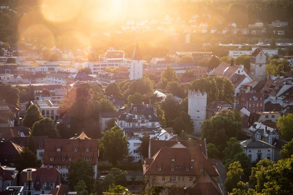 Ravensburgスカイライン バーデン ヴュルテンベルク州 ドイツ ヨーロッパ 魔法の夕日のラベンスブルク市の古い家の空中ビュー — ストック写真