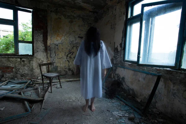 Ghost Abandoned Haunted House Horror Scene Scary Spirit Woman Halloween — Stock Photo, Image