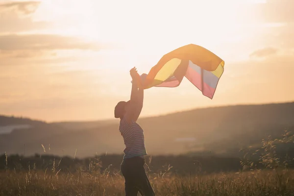 Woman Holding Gay Rainbow Flag Magic Sunset Happiness Freedom Love — ストック写真