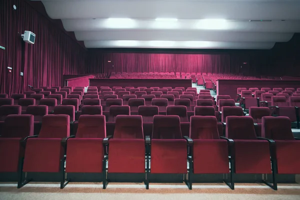 Leerer Kinosaal Mit Roten Stühlen Kino — Stockfoto