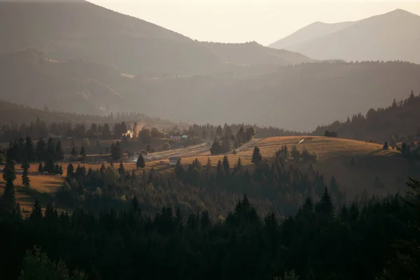 Magic Summer Sunset Mountain Village Tihuta Piatra Fantanele Bistrita Romania — Stockfoto