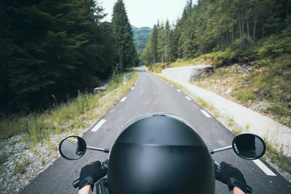 Biker Girl Motorcycle Summer Forest Road Travel Sport Speed Freedom — Zdjęcie stockowe