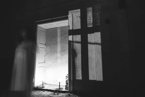 Ghost Abandoned Haunted House Horror Scene Scary Spirit Woman Halloween — Photo