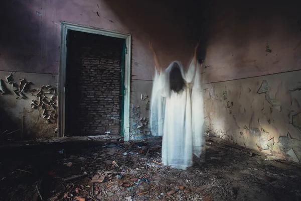 Ghost Abandoned Haunted House Horror Scene Scary Spirit Woman Halloween — Fotografia de Stock