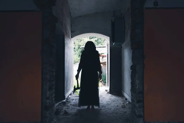 Ghost Abandoned Haunted House Horror Scene Spooky Silhouette Holding Old — 스톡 사진