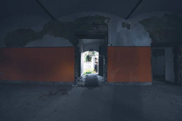 Φάντασμα Εγκαταλελειμμένο Στοιχειωμένο Σπίτι Τρομακτική Σκηνή Του Τρομακτικού Πνεύματος Μιας — Φωτογραφία Αρχείου