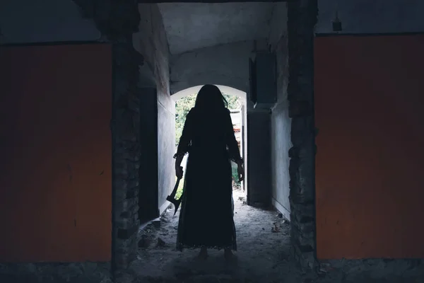 Ghost Abandoned Haunted House Horror Scene Spooky Silhouette Holding Old — Φωτογραφία Αρχείου