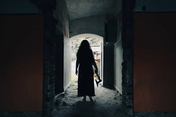 Ghost Abandoned Haunted House Horror Scene Spooky Silhouette Holding Old — 图库照片