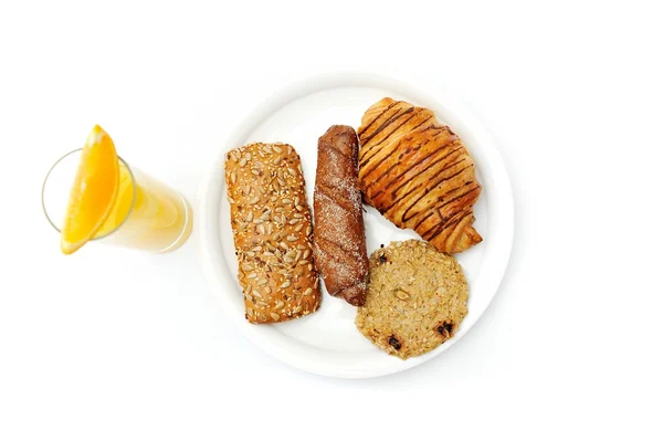 Śniadanie chleba i szklance soku pomarańczowego — Zdjęcie stockowe