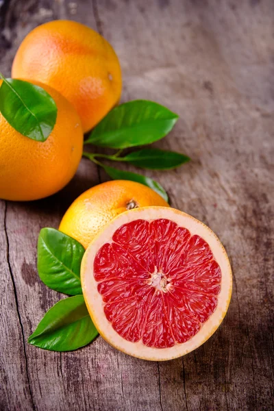 Pomelo recién cosechado —  Fotos de Stock