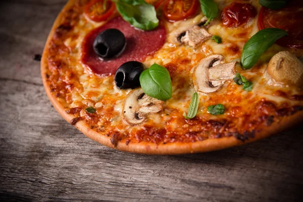 Chutná italská pizza — Stock fotografie