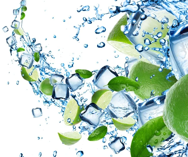 Fresh limes in water splash — Stock Photo, Image