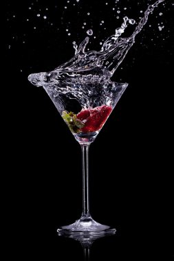 Martini içmek