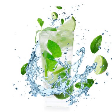 Mojito sıvı sıçramasına ile kokteyl