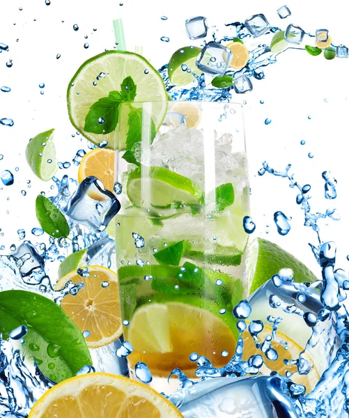 Mojito Cocktail with splashing liquid — Stock Photo, Image