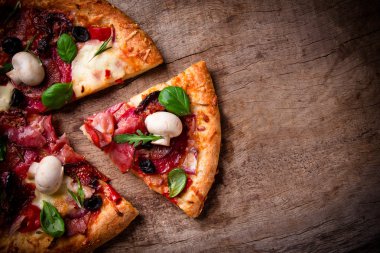 Lezzetli İtalyan pizzası