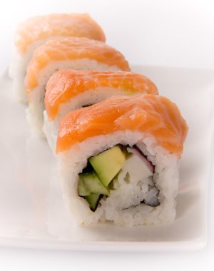 Japon deniz ürünleri suşisi.