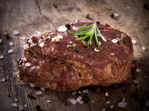 Vynikající hovězí steak — Stock fotografie