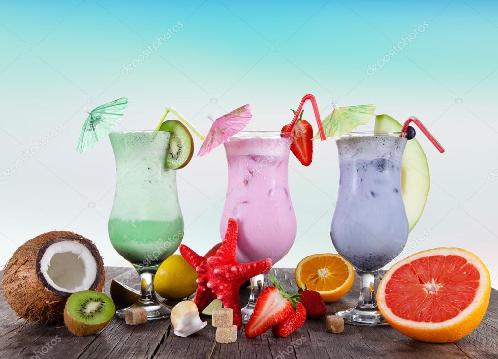 Cold Summer drinks — Stock Photo © Kesu01 25566309
