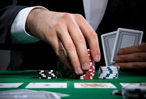 Jogador de poker — Fotografia de Stock