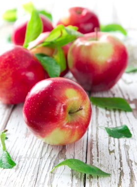 taze kırmızı elmalar