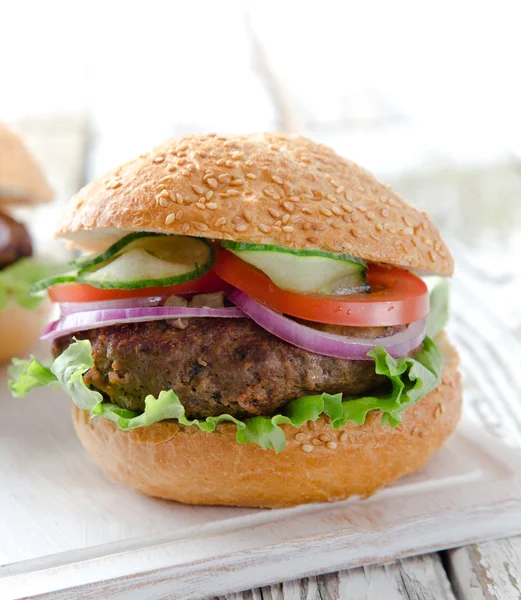 Deliciosas hamburguesas —  Fotos de Stock