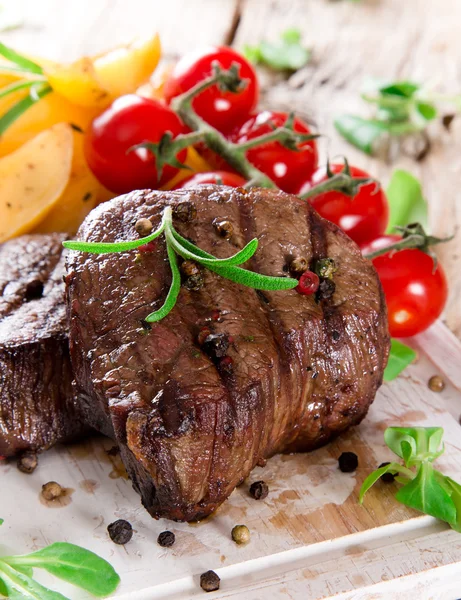 Vynikající hovězí steak — Stock fotografie