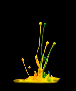 renkli boya sıçramasına