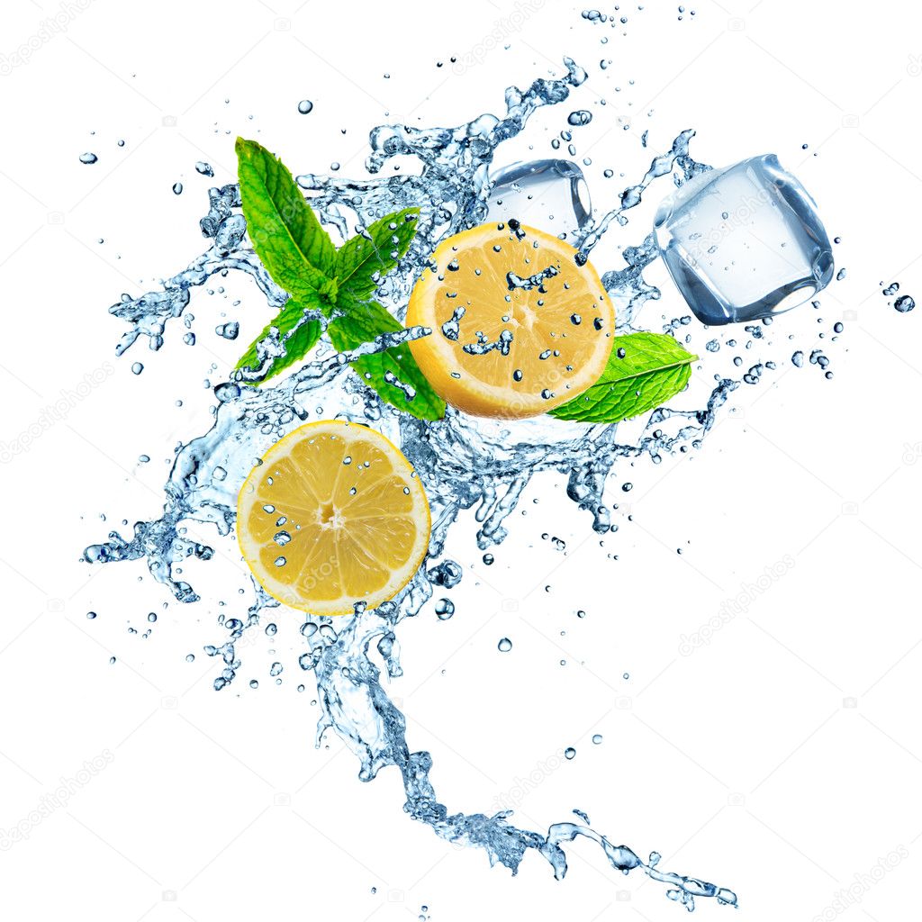 Lemons in water splash