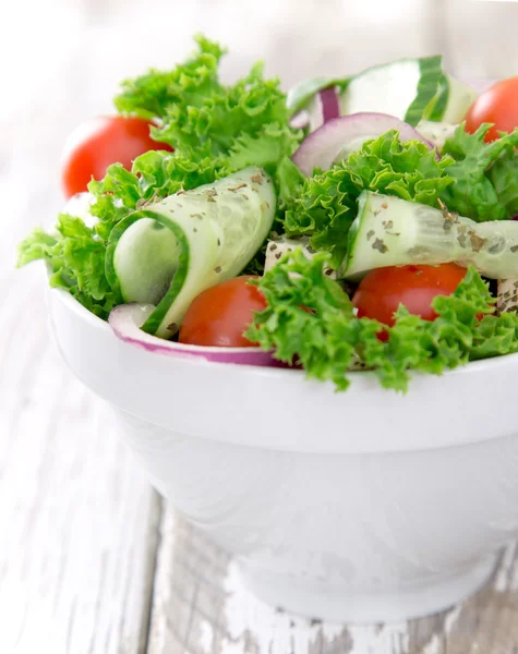 Свежий салат — стоковое фото