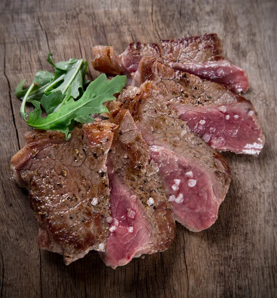 Delicious beef steak — Stock Photo, Image