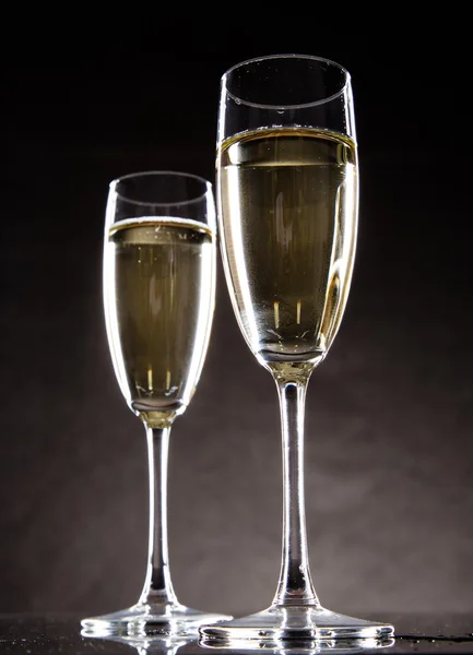 Pair of champagne flutes — Stock Photo, Image