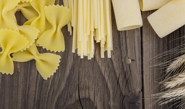 Assortment of uncooked pasta — Stock Photo, Image