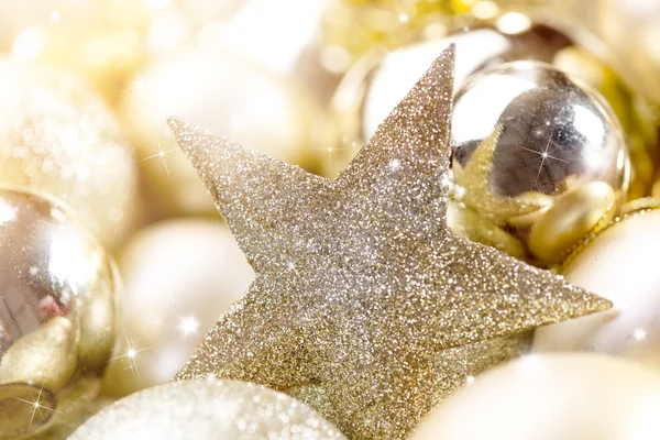 Bolas de Navidad de oro — Foto de Stock