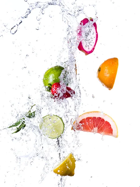 Fruit with water splash — Stock Photo, Image