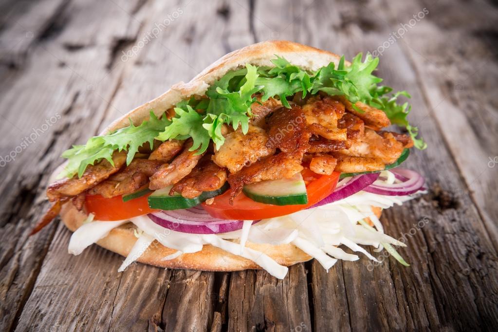 Pita bread and kebab meat — Stock Photo © Kesu01 43936159