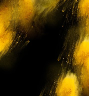 siyah arka plan üzerine izole soyut şeklinde renkli toz