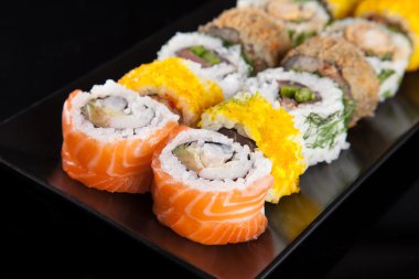 Japon deniz ürünleri sushi set.