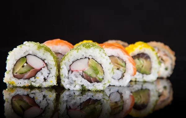 Japanese seafood sushi set. — Stock Photo, Image