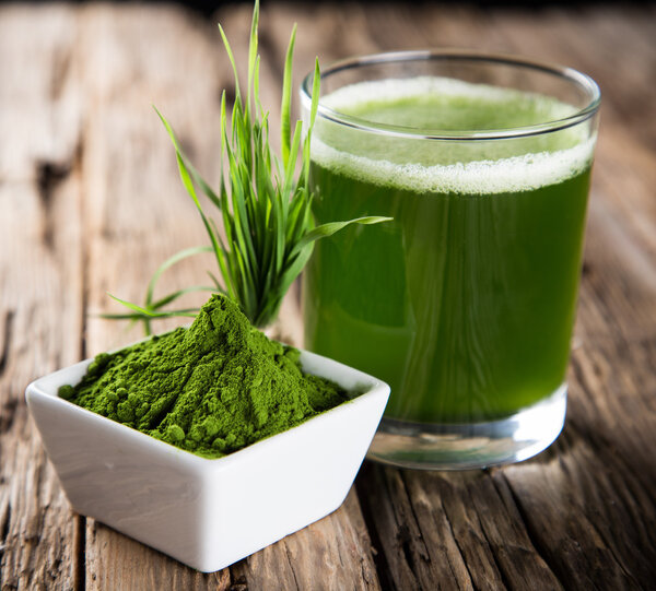 Heathy green superfood chlorella and young barley