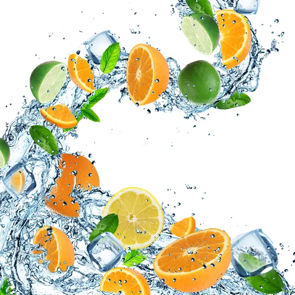 Fresh fruit with water splash — Stock Photo, Image