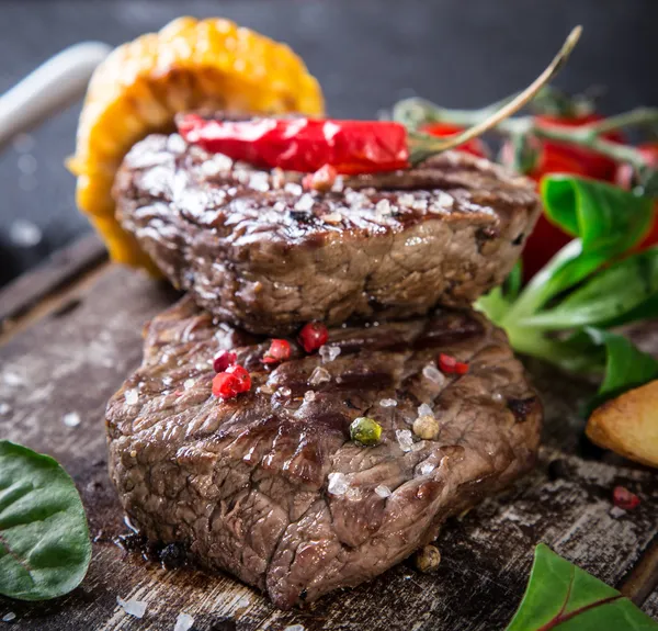 Chutné hovězí steak — Stock fotografie
